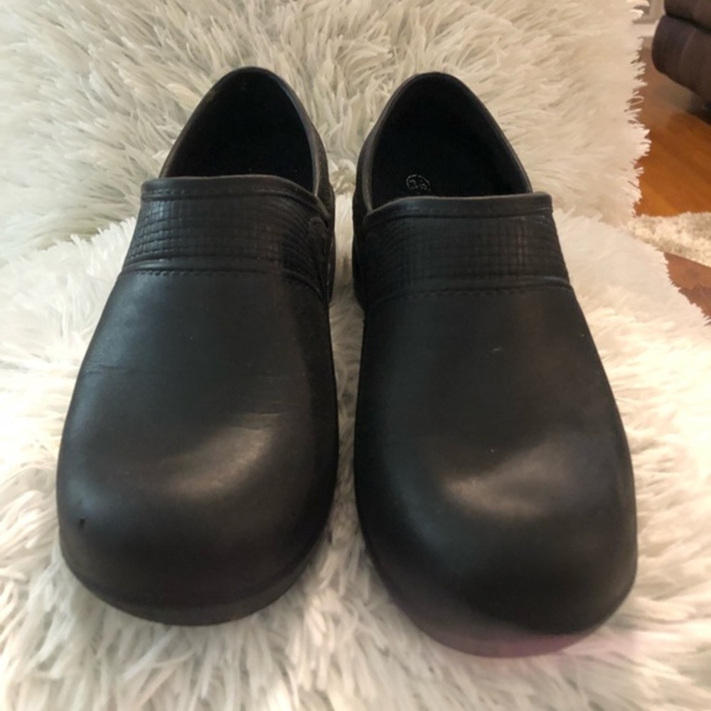 Sanita clogs